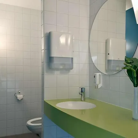 B&B Hotel Paderborn Hotell 3*